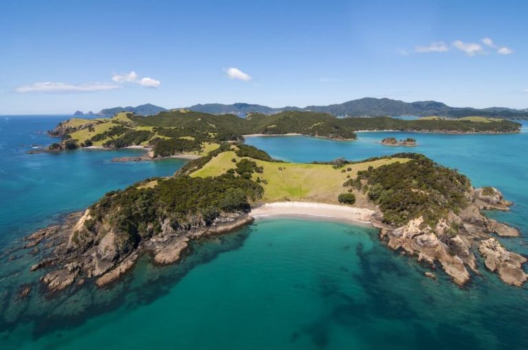 bay of islands